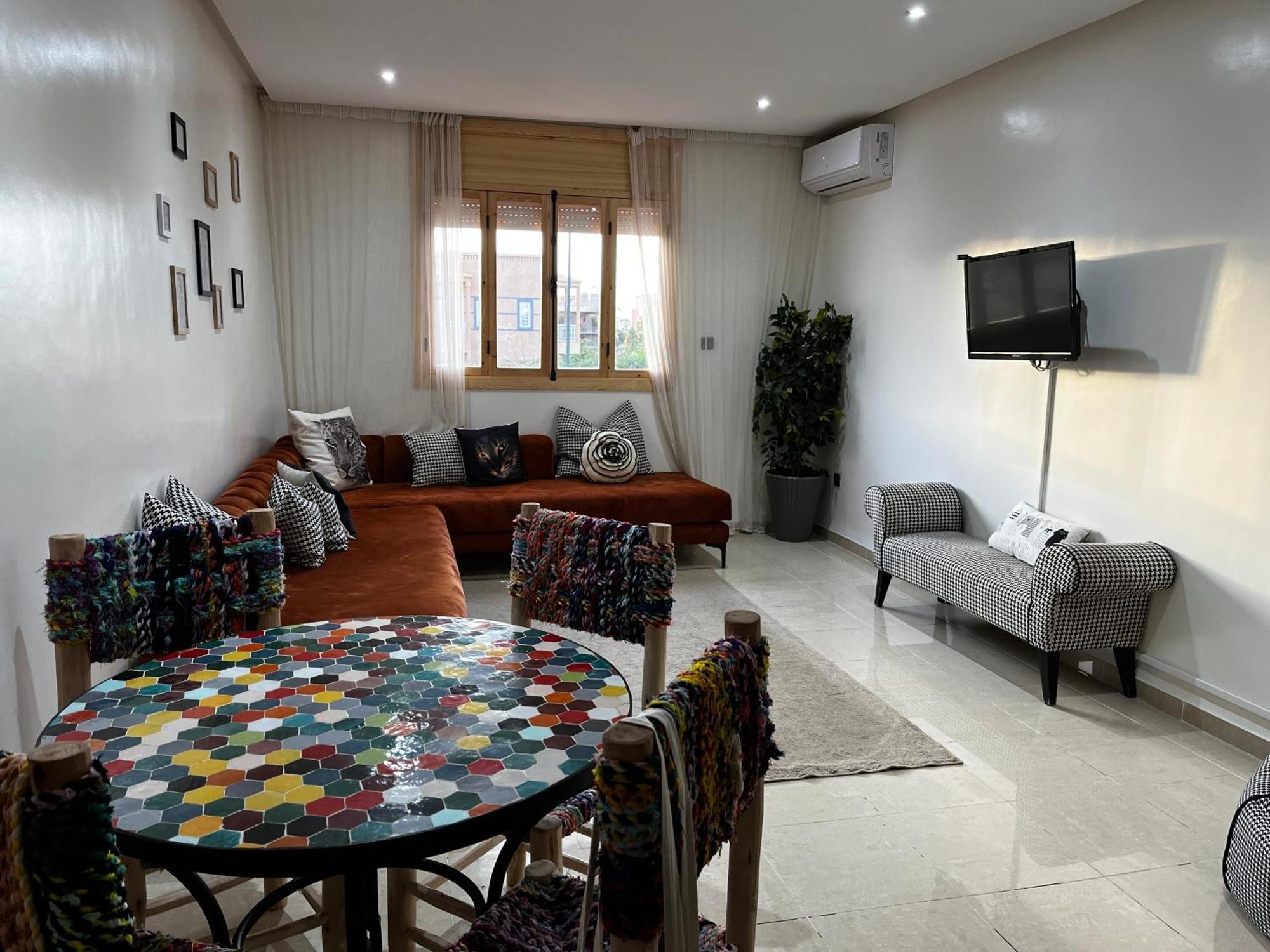 Chez Joudia Et Mamoun Apartment มาร์ราเกช ภายนอก รูปภาพ