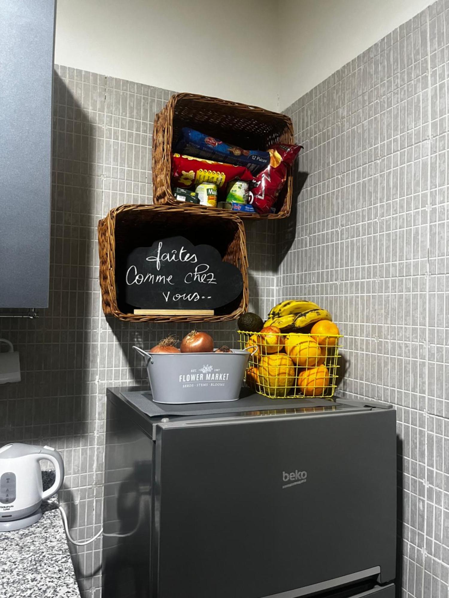 Chez Joudia Et Mamoun Apartment มาร์ราเกช ภายนอก รูปภาพ