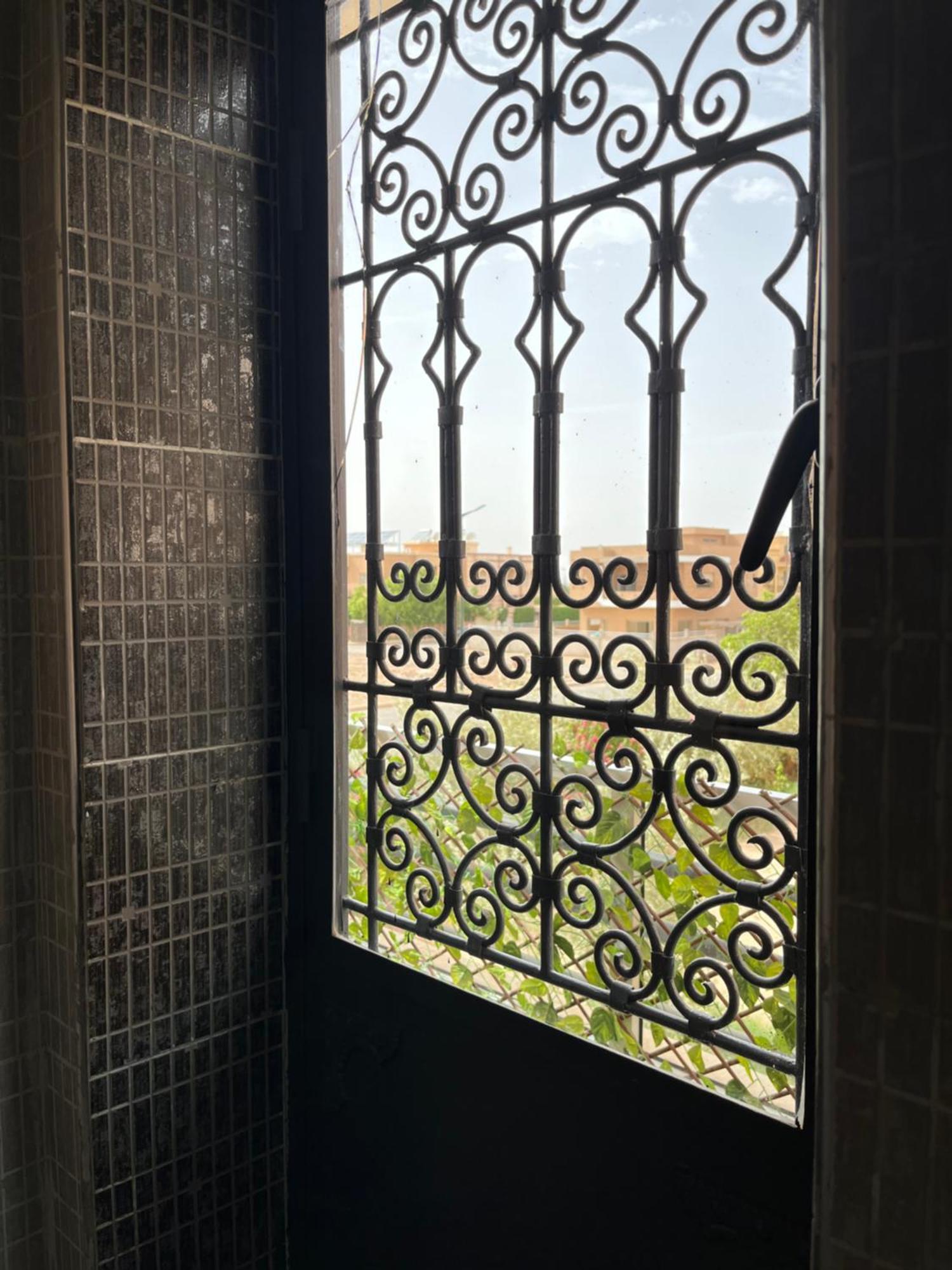 Chez Joudia Et Mamoun Apartment มาร์ราเกช ภายนอก รูปภาพ